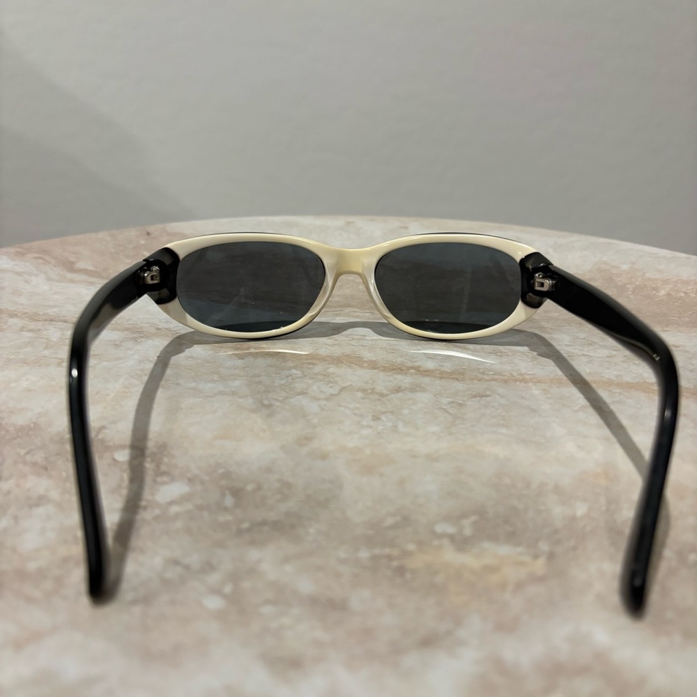 Monaco Rounded oval sunglasses - Picture 9 of 9